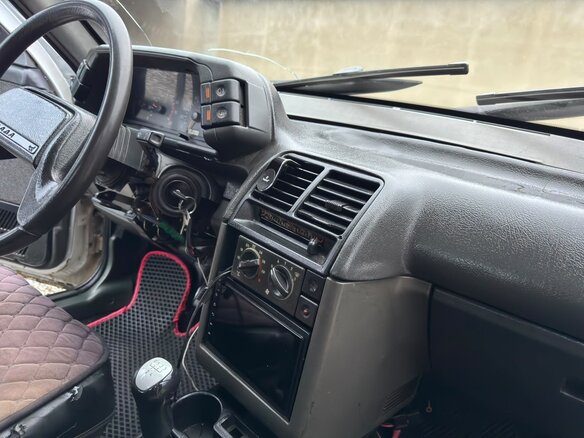2002 Lada (ВАЗ) 2110, серебристый, 90000 рублей - вид 9