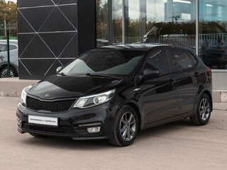 2016 Kia Rio III Рестайлинг, чёрный, 710000 рублей, вид 1