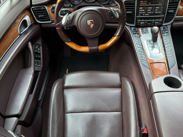 2011 Porsche Panamera S I, коричневый, 2399000 рублей - вид 15