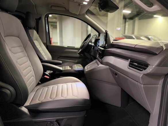 2026 Volkswagen Caravelle T7, серый, 10400000 рублей - вид 17