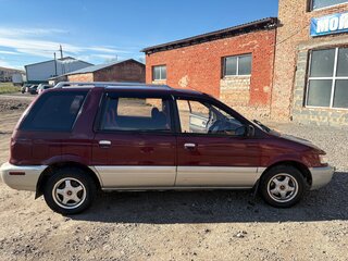 1992 Mitsubishi Chariot II, красный, 350000 рублей, вид 2