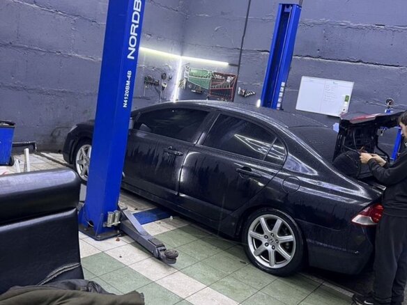 2007 Honda Civic VIII, чёрный - вид 15