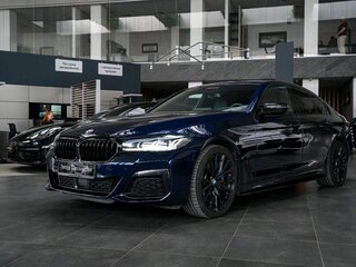 2020 BMW 5 серии 540i xDrive VII (G30/G31/G38) Рестайлинг, синий, 6650000 рублей, вид 1