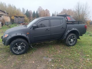 2008 Mitsubishi L200 IV, чёрный, 1500000 рублей, вид 3