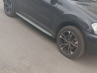 2008 Mercedes-Benz M-Класс 350 II (W164), чёрный, 1370000 рублей, вид 4