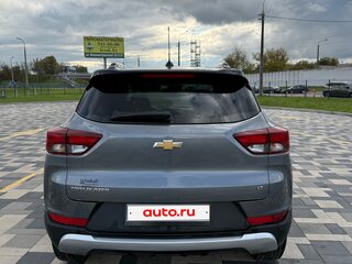 2021 Chevrolet TrailBlazer III, серый, 1499000 рублей, вид 4