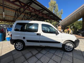 2010 Peugeot Partner II, белый, 330000 рублей, вид 4