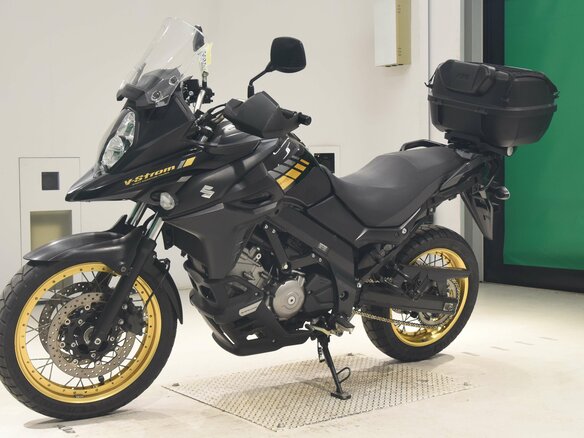 2020 Suzuki V-Strom DL 650, чёрный, 680000 рублей - вид 1