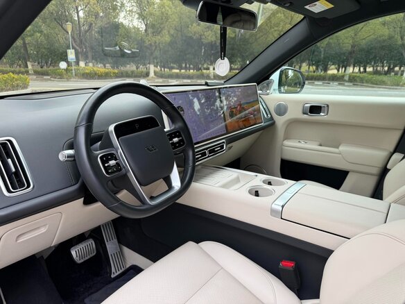 2024 Li Auto (Lixiang) L7 I, белый, 5737000 рублей - вид 6