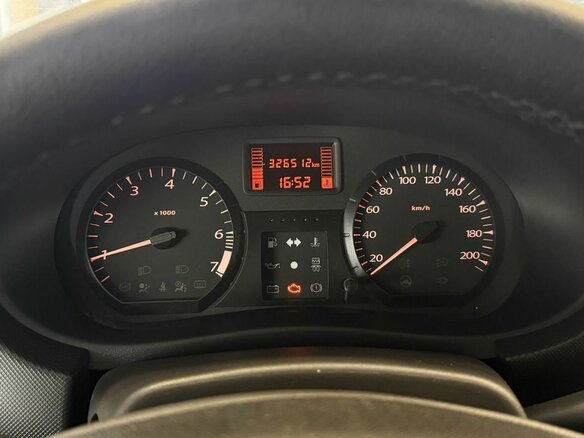 2015 Lada (ВАЗ) Largus I, чёрный, 575000 рублей - вид 9