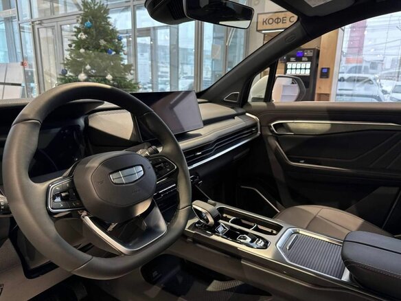 2026 Geely Okavango I Рестайлинг, белый, 4085990 рублей - вид 5