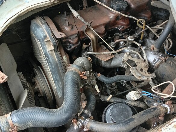 1990 Toyota HiAce, белый, 600000 рублей - вид 3