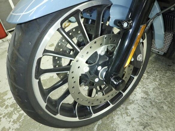 2024 Harley-Davidson Tri Glide, голубой, 3250000 рублей - вид 9