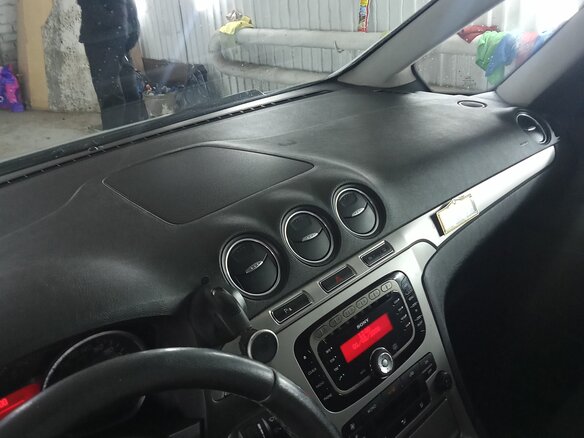 2011 Ford Galaxy II Рестайлинг, белый, 900000 рублей - вид 10