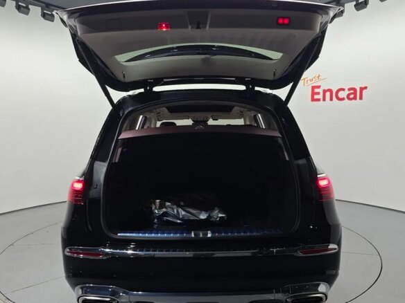2026 Mercedes-Benz Maybach GLS 600 I Рестайлинг, чёрный, 22378876 рублей - вид 14
