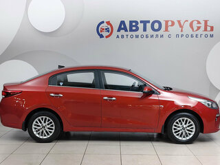 2017 Kia Rio IV, красный, 1334000 рублей, вид 5
