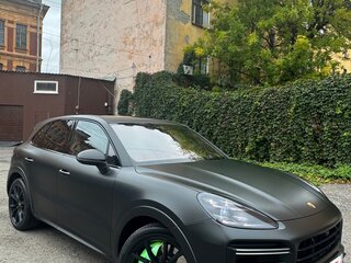 2019 Porsche Cayenne Turbo III, чёрный, 8000000 рублей, вид 2
