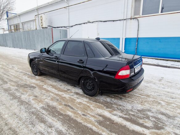2017 Lada (ВАЗ) Priora I Рестайлинг, чёрный, 525000 рублей - вид 4