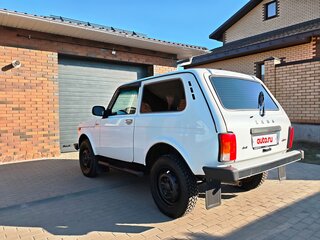 2017 Lada (ВАЗ) 2121 (4x4) I Рестайлинг, белый, 679000 рублей, вид 4