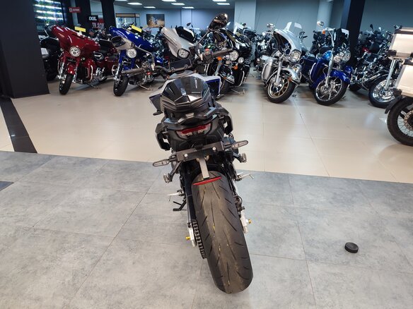 2024 Yamaha MT-09 (FZ-09), чёрный, 1309000 рублей - вид 7