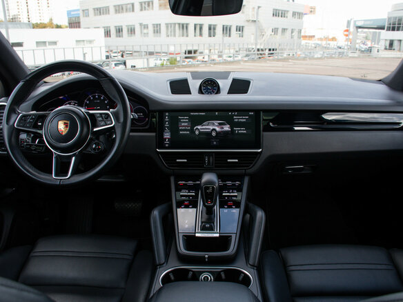2019 Porsche Cayenne III, синий, 5897000 рублей - вид 11