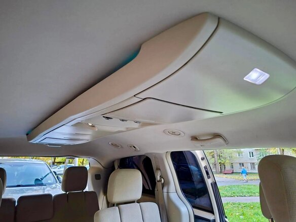 2011 Dodge Caravan Grand V, белый, 1190000 рублей - вид 21