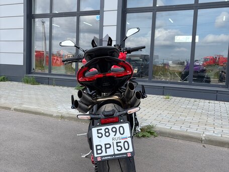 2023 MV Agusta Brutale 1000, красный, 2100000 рублей, вид 5