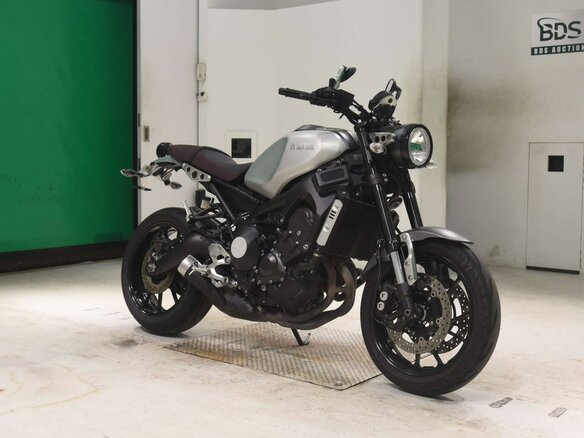 2020 Yamaha XSR900, серебристый, 777000 рублей - вид 2