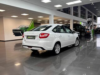 2023 Lada (ВАЗ) Granta I Рестайлинг, белый, 870000 рублей, вид 2