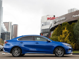 2022 Kia Cerato IV Рестайлинг, синий, 2398000 рублей, вид 3