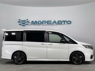 2019 Honda Stepwgn Spada V Рестайлинг, белый, 2600000 рублей, вид 4