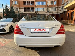 2011 Mercedes-Benz S-Класс 350 Long V (W221) Рестайлинг, белый, 1700000 рублей, вид 3