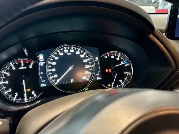 2025 Mazda CX-5 II Рестайлинг, чёрный, 3910000 рублей - вид 5