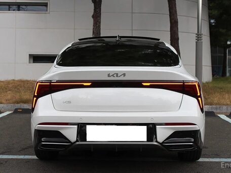 2026 Kia K5 III Рестайлинг, белый, 3780000 рублей, вид 4