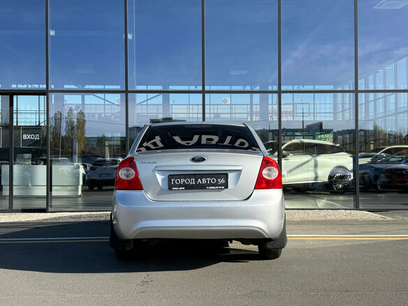 2011 Ford Focus II Рестайлинг, серебристый, 490000 рублей - вид 5