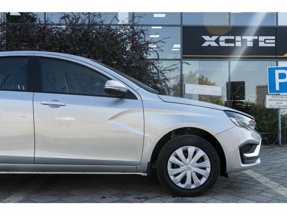 2026 Lada (ВАЗ) Vesta I Рестайлинг (NG), серебристый, 1755000 рублей - вид 9