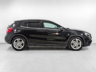 2016 Mercedes-Benz GLA 250 I (X156), чёрный, 2300000 рублей, вид 4