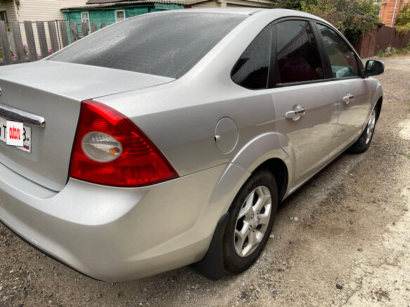 2008 Ford Focus II Рестайлинг, серебристый, 510000 рублей - вид 2