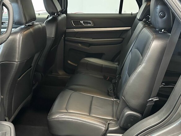 2018 Ford Explorer V Рестайлинг 2, серый, 2899000 рублей - вид 7