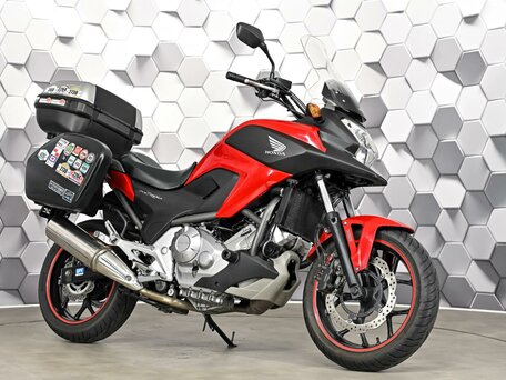 2013 Honda NC 700X, красный, 527000 рублей, вид 1