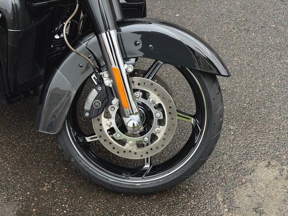 2017 Harley-Davidson CVO Street Glide, чёрный, 2550000 рублей - вид 10