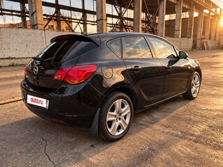 2010 Opel Astra J, чёрный, 560000 рублей, вид 5