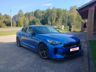 2019 Kia Stinger I, синий, 2600000 рублей, вид 4
