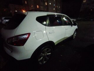 2011 Nissan Qashqai I Рестайлинг, белый, 870000 рублей, вид 4