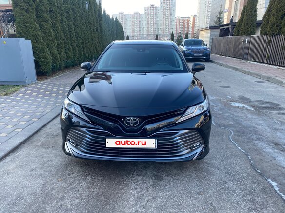 2018 Toyota Camry VIII (XV70), чёрный, 2650000 рублей