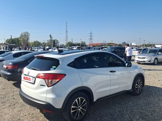 2017 Honda Vezel I, белый, 1650000 рублей, вид 4