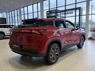 2026 Omoda C5 II, красный, 2399000 рублей, вид 4