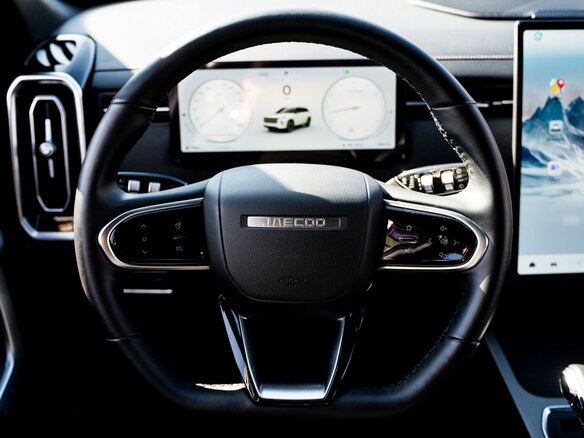 2024 Jaecoo J7 I, белый, 2100000 рублей - вид 8