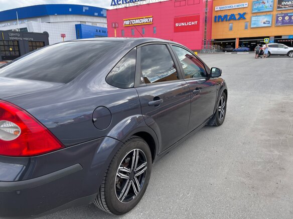 2008 Ford Focus II Рестайлинг, серый, 600000 рублей - вид 9
