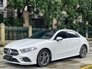 2023 Mercedes-Benz A-Класс 180 IV (W177) Рестайлинг, белый, 1998025 рублей, вид 1